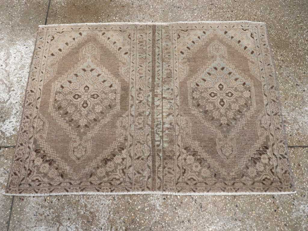 Antique Persian Tabriz Rug, No.14707 - Gsblank