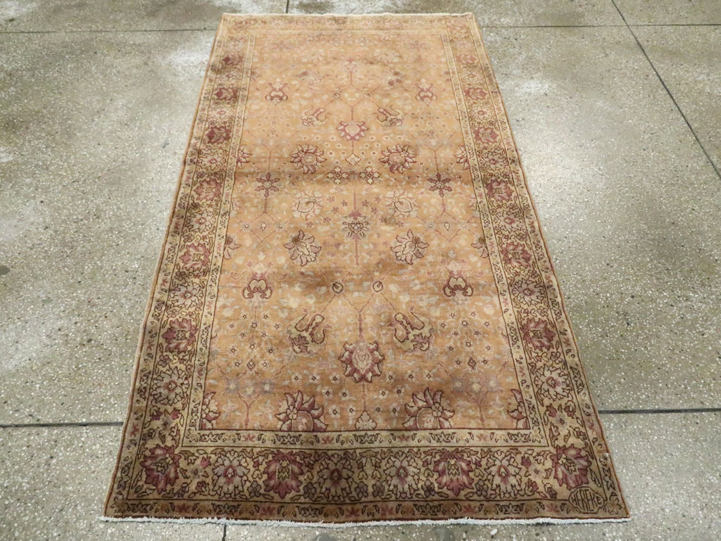 Vintage Turkish Herekeh Rug, No.14724 - Gsblank