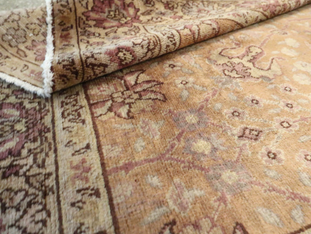 Vintage Turkish Herekeh Rug, No.14724 - Gsblank