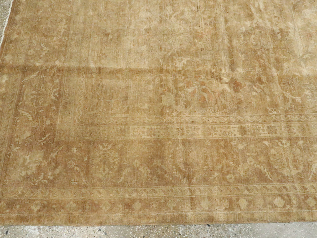 Vintage Indian Agra Carpet, No.14743 - Gsblank