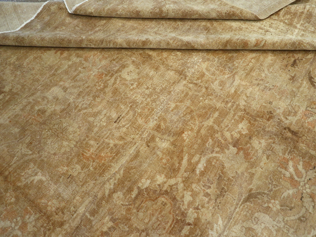 Vintage Indian Agra Carpet, No.14743 - Gsblank