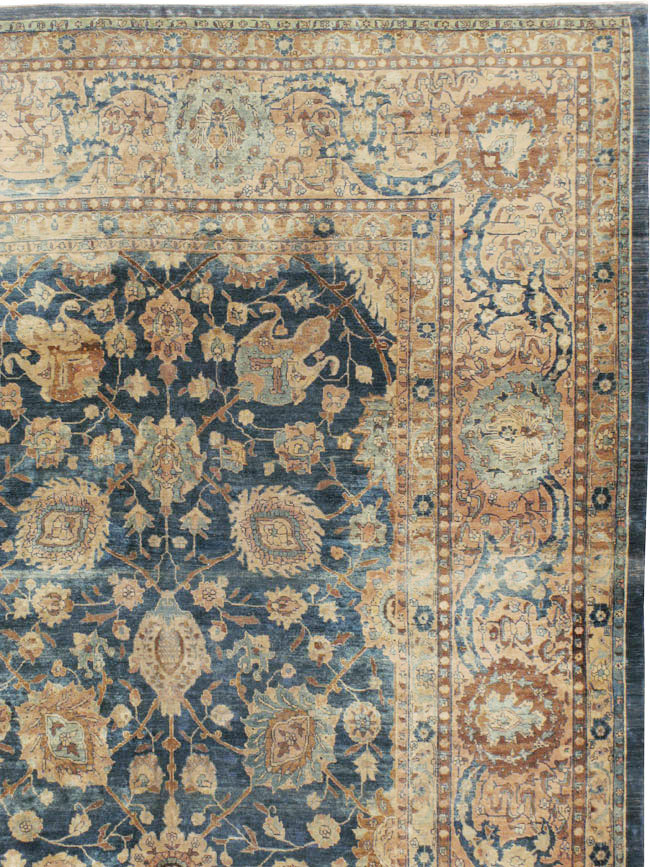 Antique Persian Tabriz Carpet, No.14757 - Gsblank