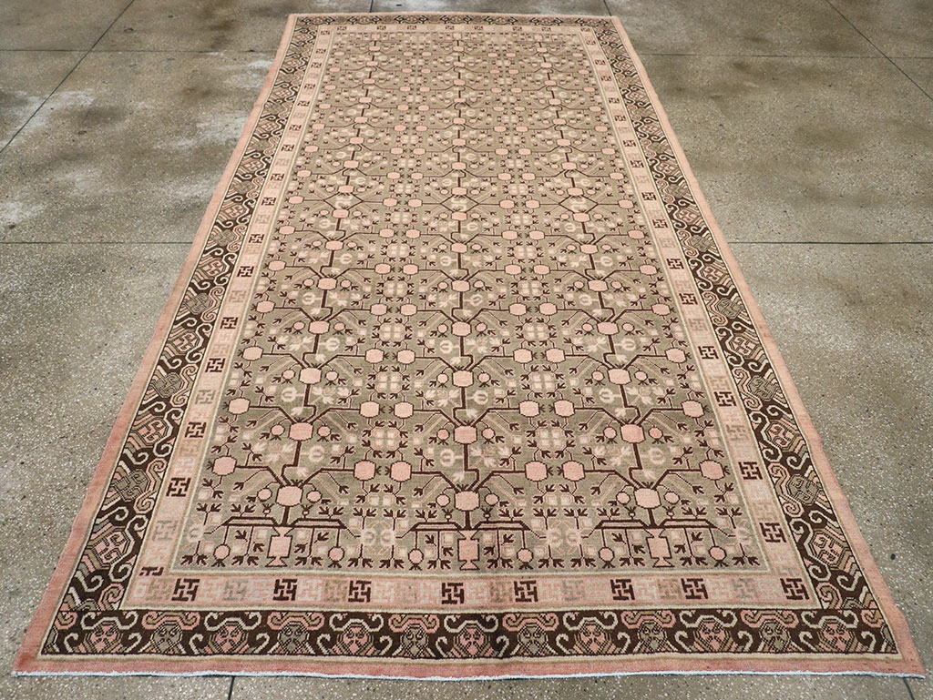 Vintage East Turkestan Khotan Carpet, No.14761 - Gsblank
