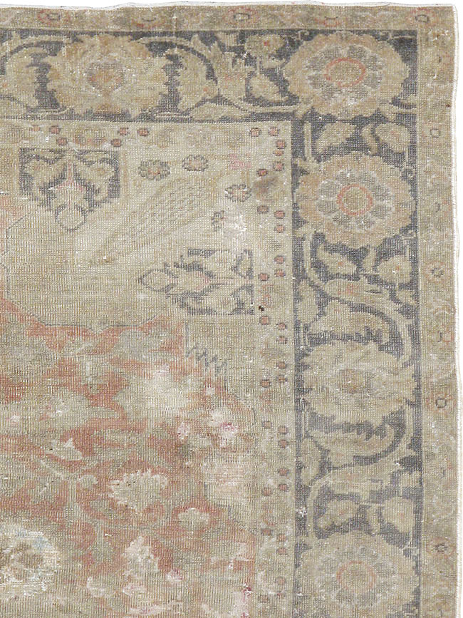 Vintage Turkish Sivas Distressed Rug, No.14763 - Gsblank