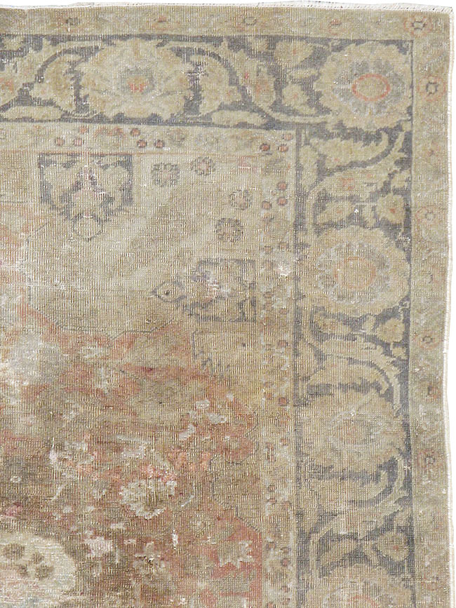 Vintage Turkish Sivas Distressed Rug, No.14763 - Gsblank