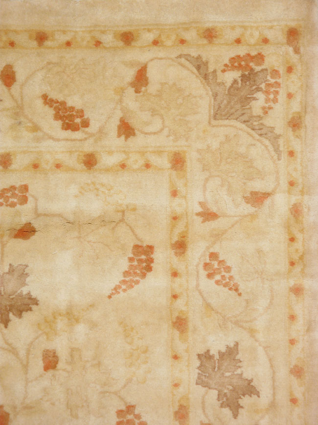 Antique Spanish Savonnerie Carpet, No.14816 - Gsblank