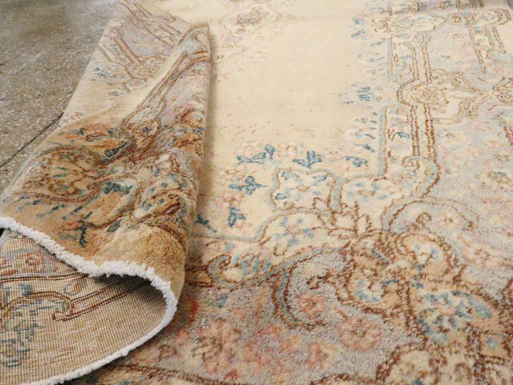 Vintage Persian Kerman Rug, No.14817 - Gsblank