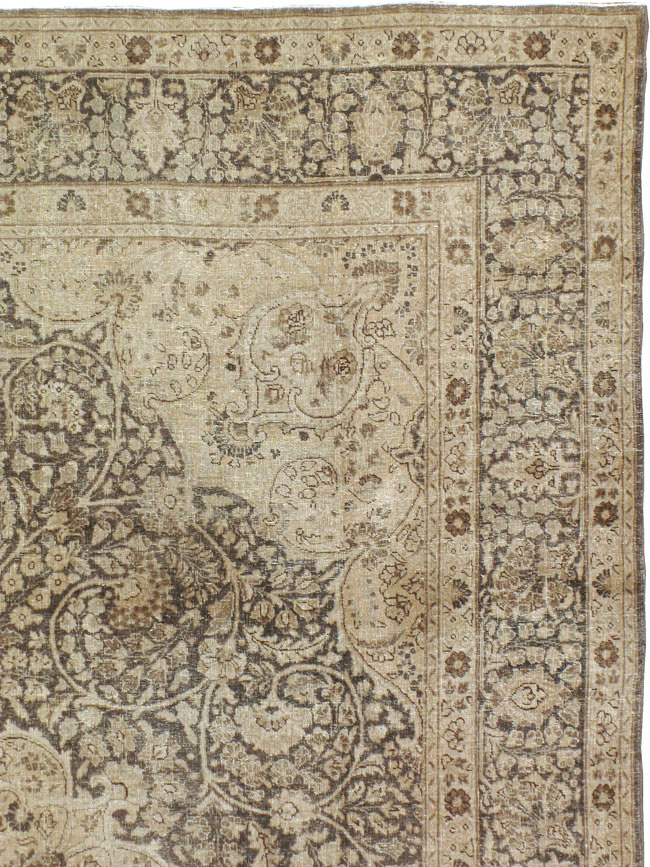 Antique Persian Tabriz Carpet, No.14837 - Gsblank