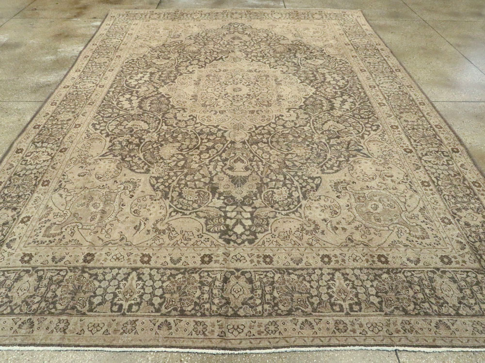 Antique Persian Tabriz Carpet, No.14837 - Gsblank