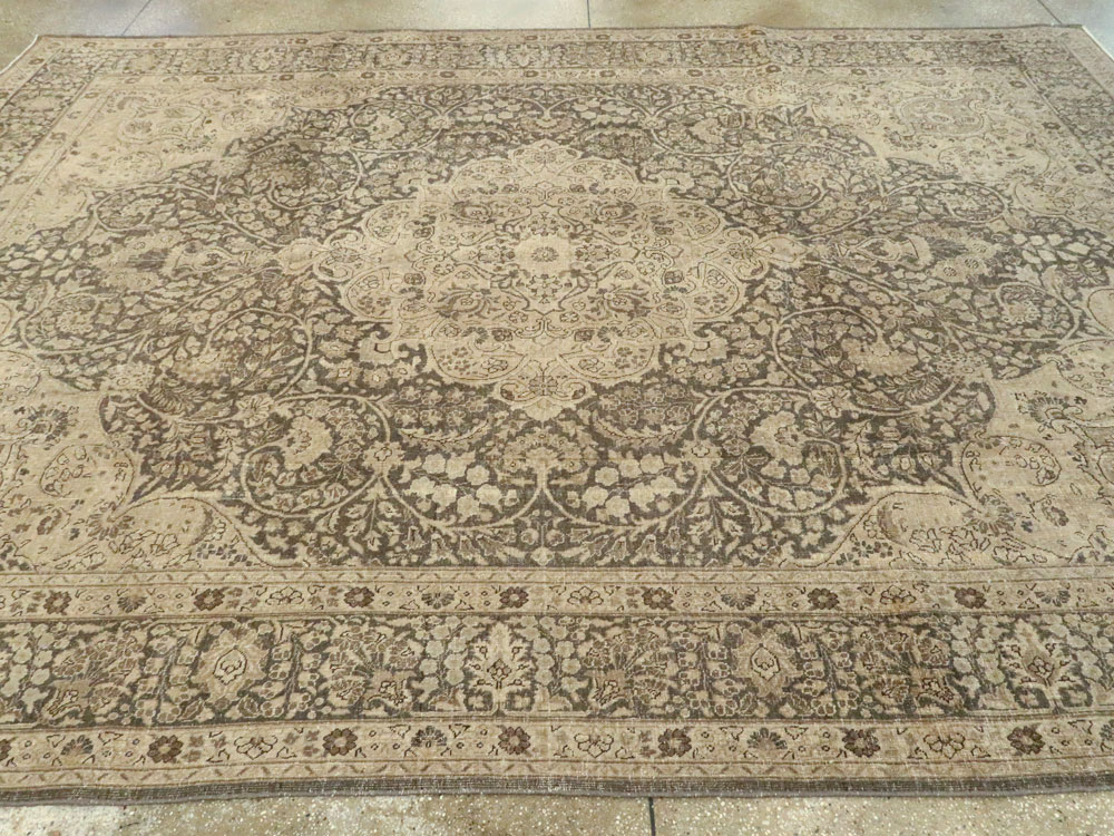 Antique Persian Tabriz Carpet, No.14837 - Gsblank