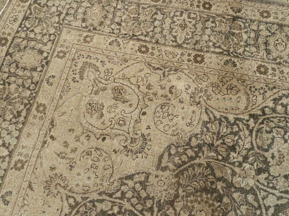 Antique Persian Tabriz Carpet, No.14837 - Gsblank