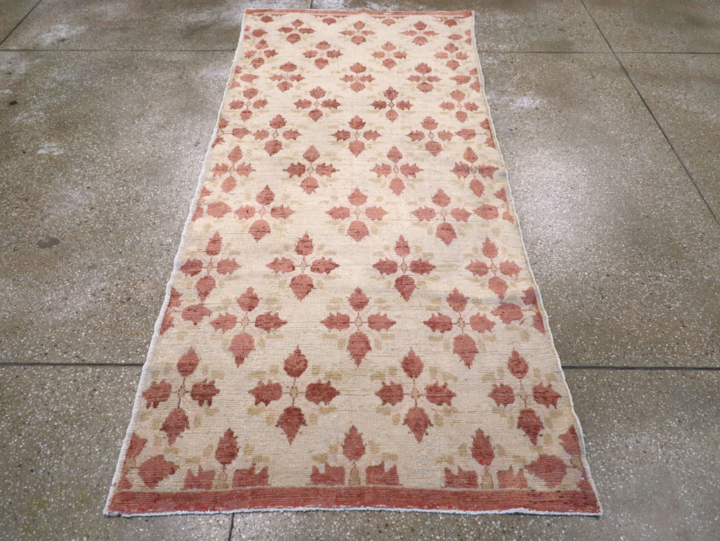 Vintage Turkish Anatolian Rug, No.14923 - Gsblank