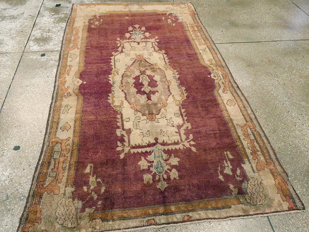 Antique Turkish Oushak Rug, No.14925 - Gsblank