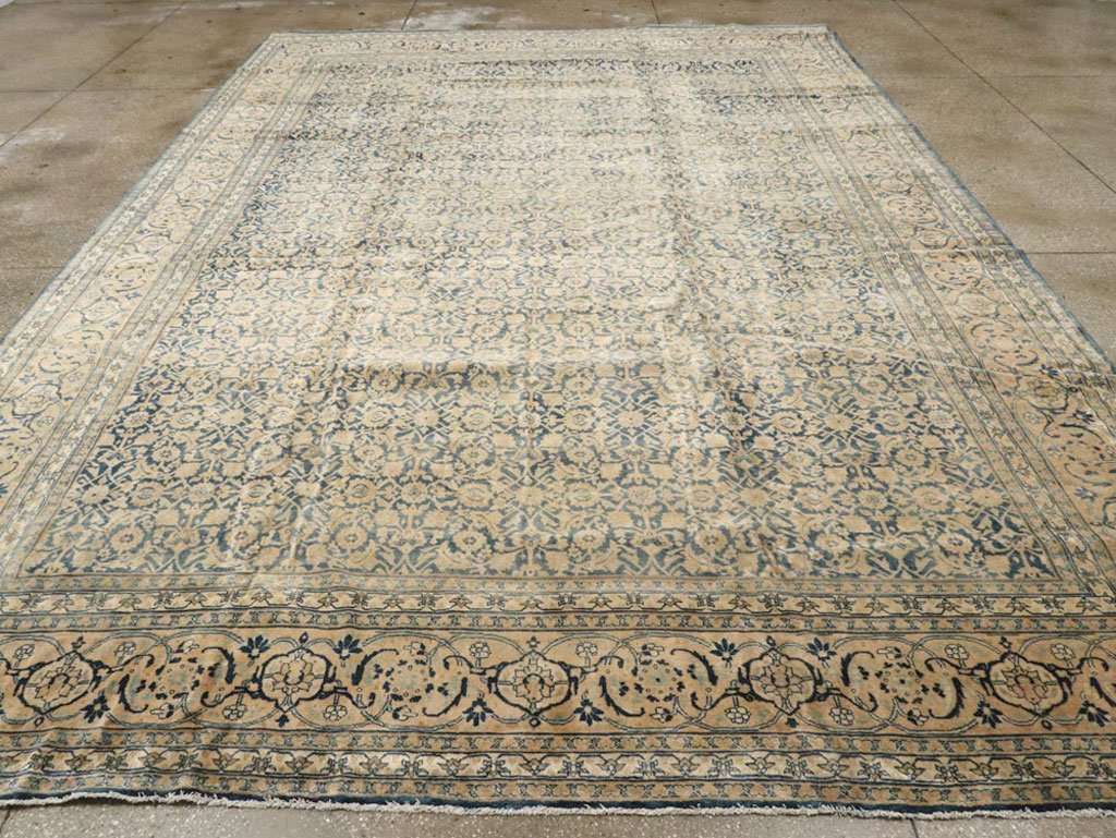 Antique Persian Tabriz Carpet, No.14932 - Gsblank