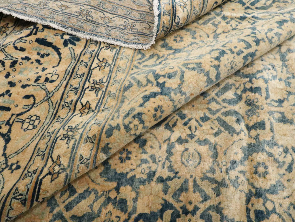 Antique Persian Tabriz Carpet, No.14932 - Gsblank