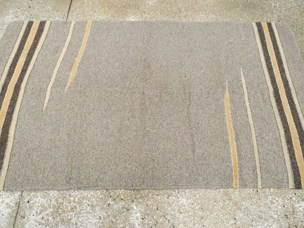 Vintage European Flatweave Kilim Throw Rug, No.14949 - Gsblank