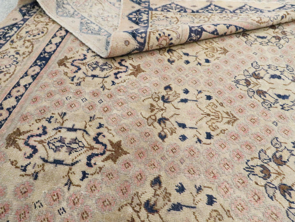 Vintage Turkish Sivas Carpet, No.14954 - Gsblank