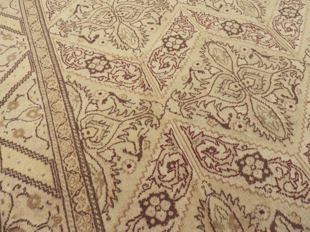Vintage Turkish Sivas Carpet, No.14957 - Gsblank
