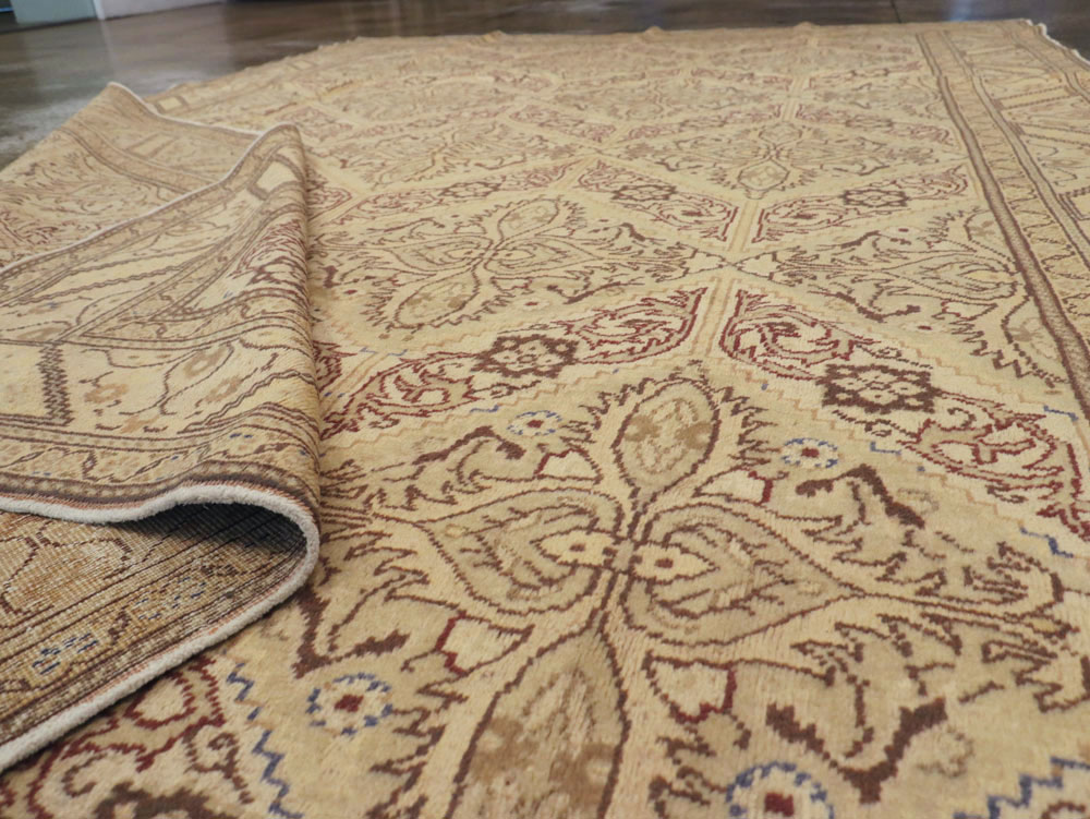 Vintage Turkish Sivas Carpet, No.14957 - Gsblank