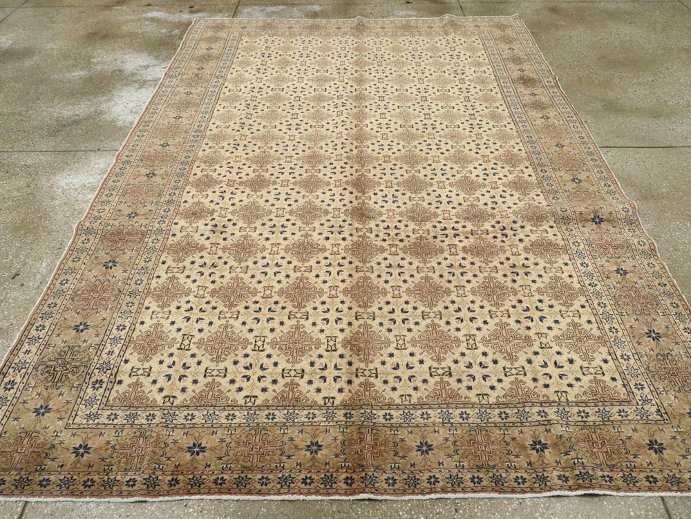 Vintage Turkish Sivas Carpet, No.14959 - Gsblank