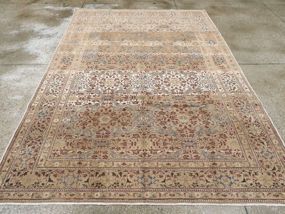 Vintage Turkish Sivas Carpet, No.14960 - Gsblank