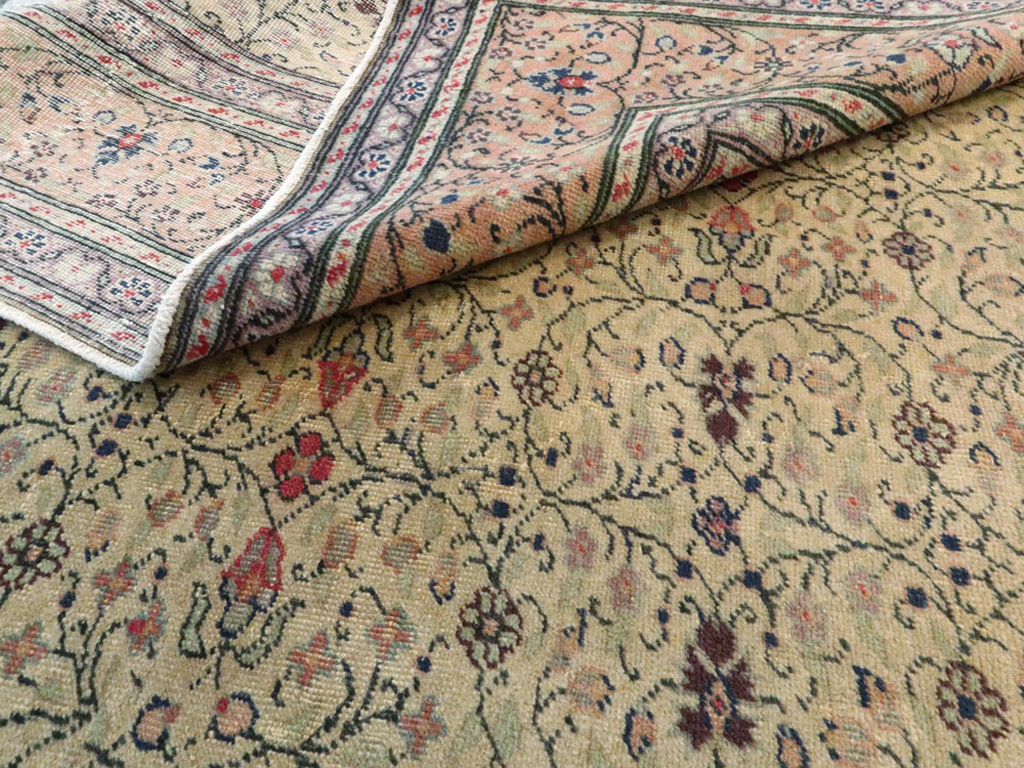 Vintage Turkish Sivas Carpet, No.14965 - Gsblank
