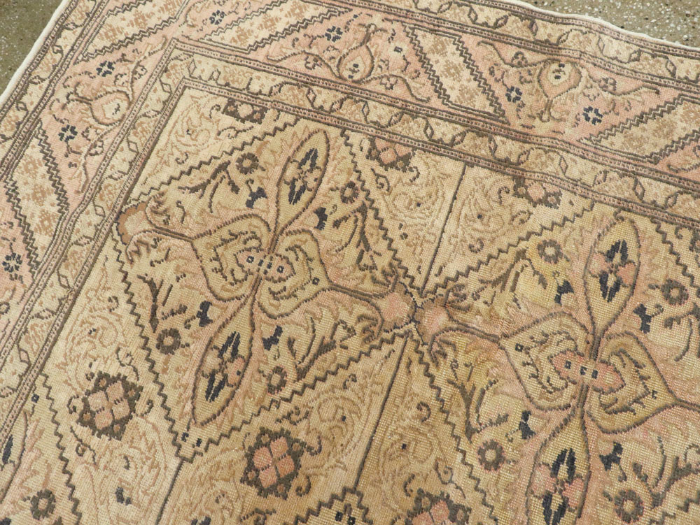 Vintage Turkish Sivas Carpet, No.14966 - Gsblank