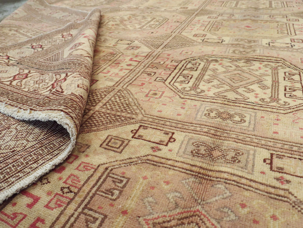 Vintage Turkish Sivas Carpet, No.14967 - Gsblank