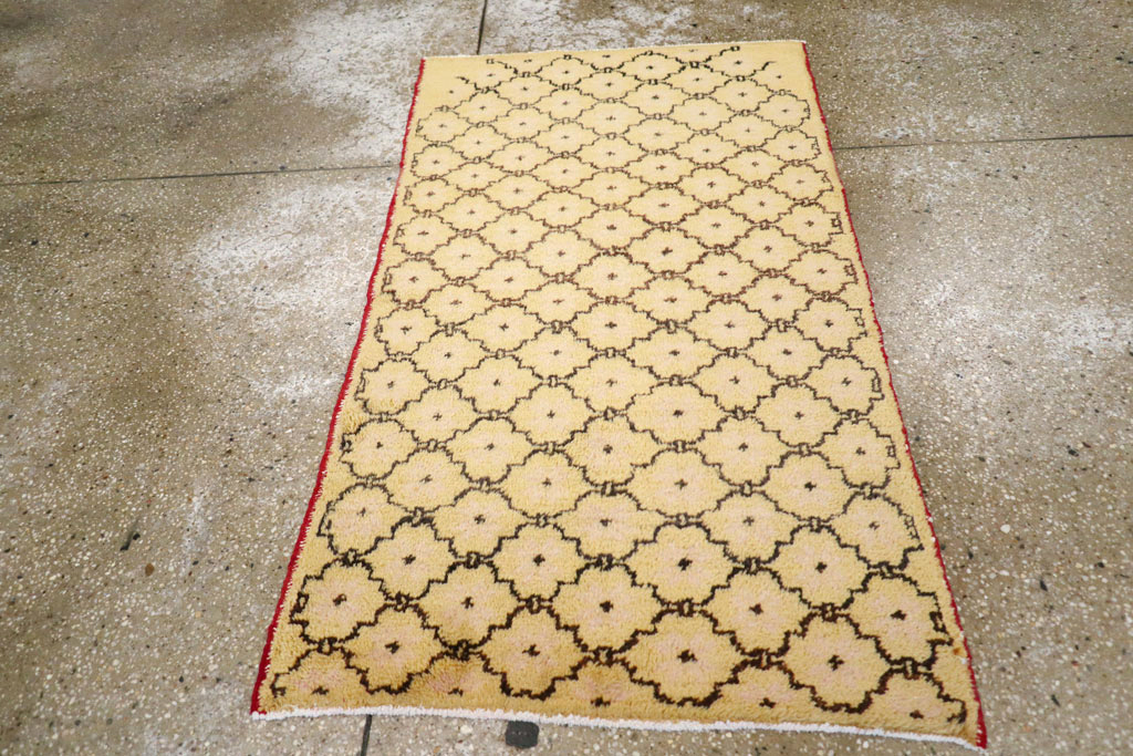 Vintage Turkish Anatolian Throw Rug, No.15028 - Gsblank