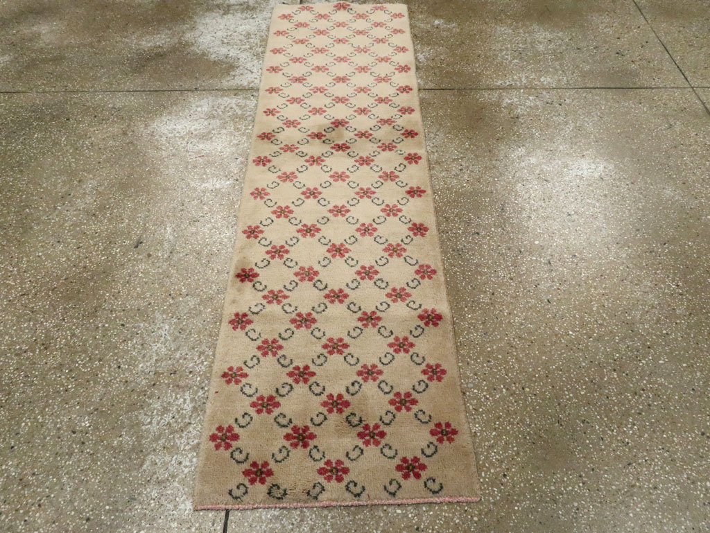 Vintage Turkish Anatolian Runner, No.15032 - Gsblank
