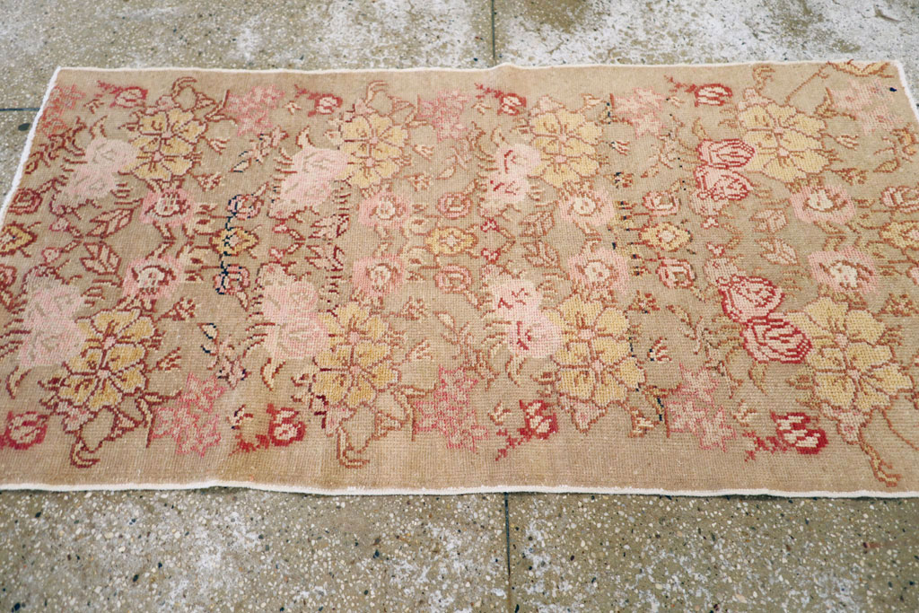 Vintage Turkish Anatolian Rug, No.15038 - Gsblank
