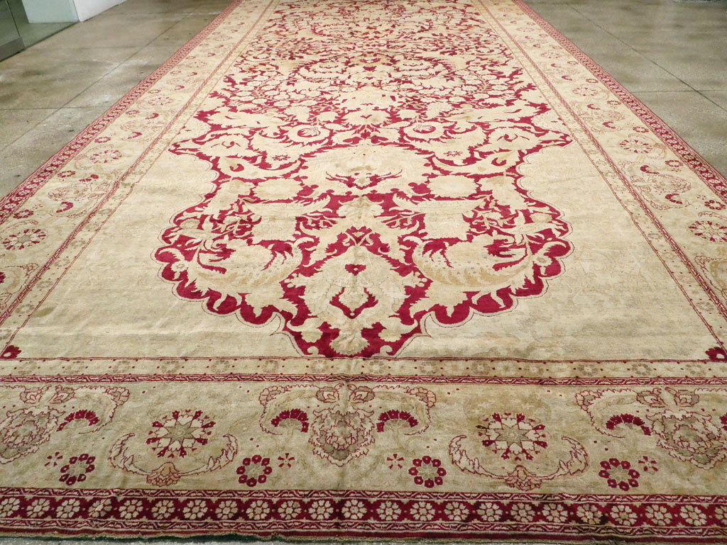 Antique Indian Agra Carpet, No.15046 - Gsblank