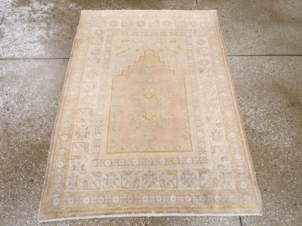 Antique Turkish Sivas Rug, No.15168 - Gsblank