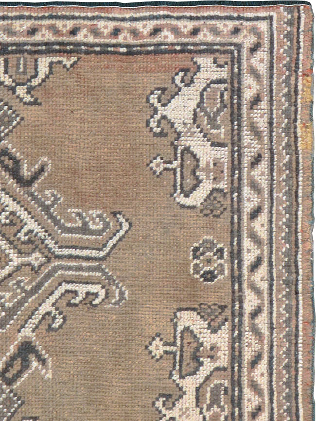 Antique Turkish Oushak Rug, No.15171 - Gsblank