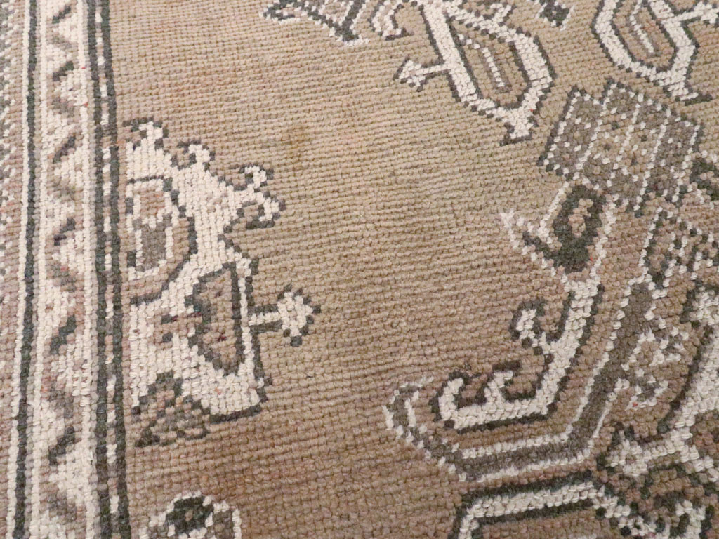 Antique Turkish Oushak Rug, No.15171 - Gsblank