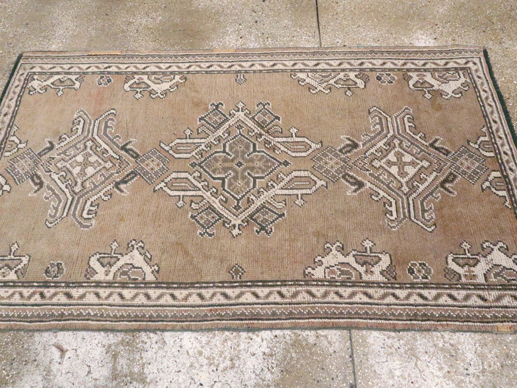 Antique Turkish Oushak Rug, No.15171 - Gsblank