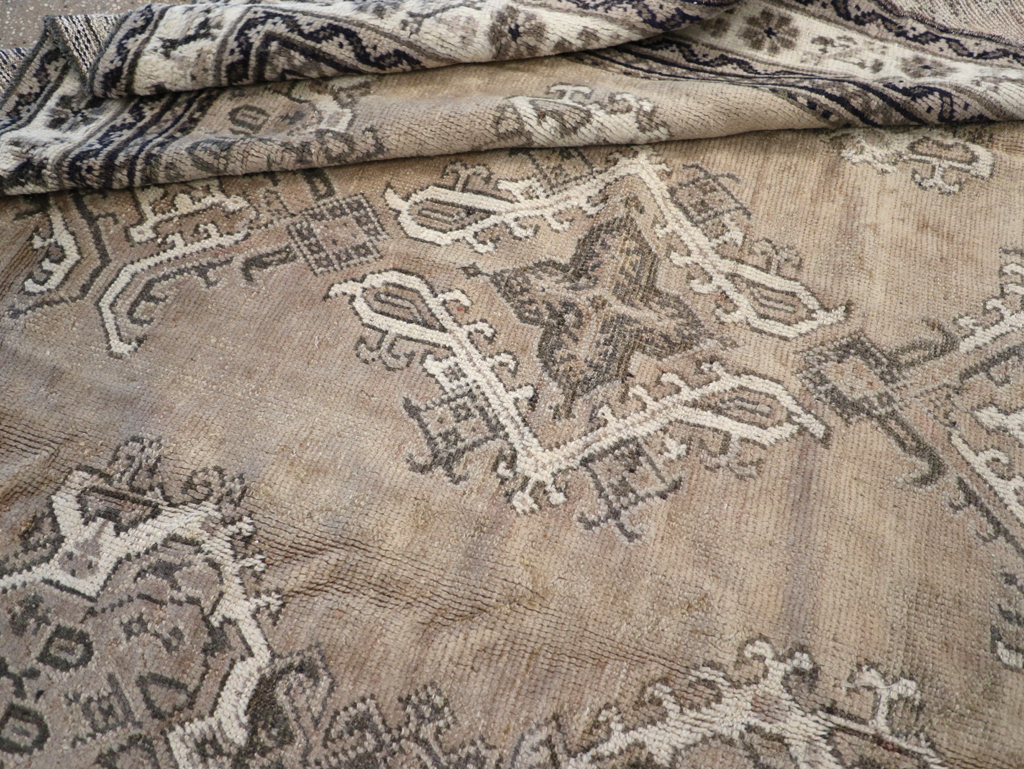 Antique Turkish Oushak Square Accent Carpet, No.15174 - Gsblank