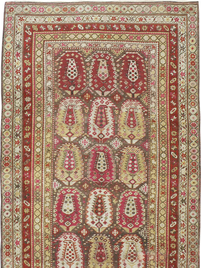 Antique Persian Northwest Rug, No.15184 - Gsblank