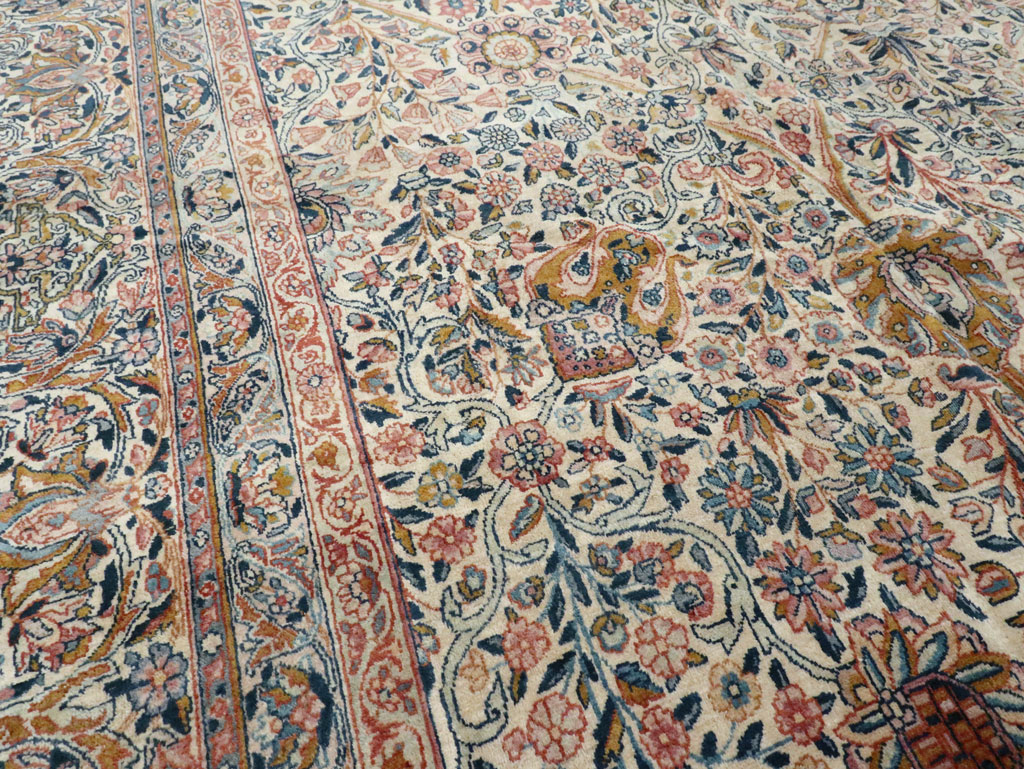 Antique Persian Lavar Kerman Carpet, No.15268 - Gsblank