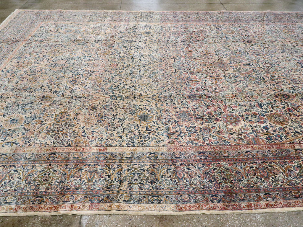 Antique Persian Lavar Kerman Carpet, No.15268 - Gsblank