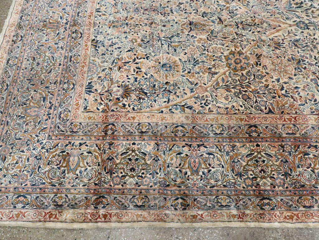 Antique Persian Lavar Kerman Carpet, No.15268 - Gsblank