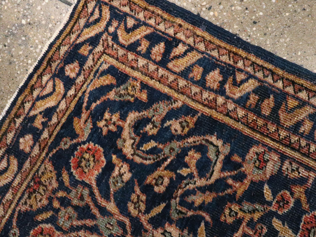 Antique Persian Mahal Rug, No.15336 - Gsblank