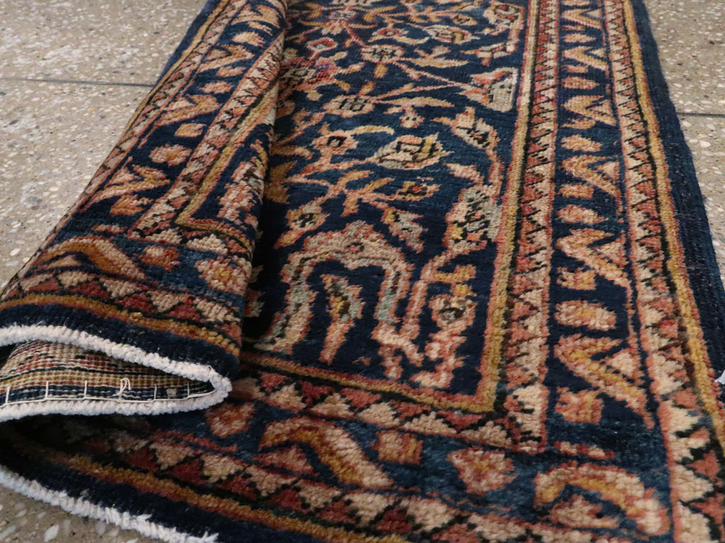 Antique Persian Mahal Rug, No.15336 - Gsblank