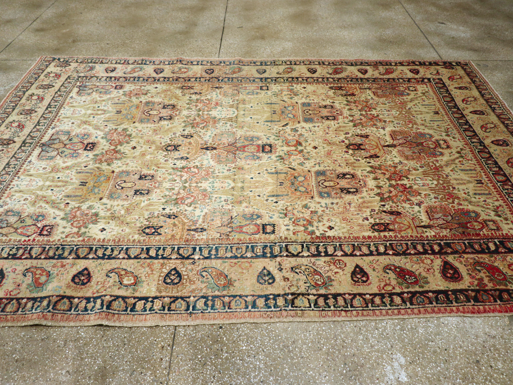 Antique Persian Tabriz Carpet, No.15341 - Gsblank