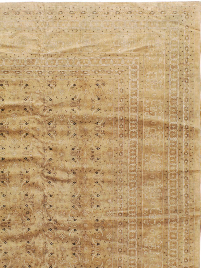 Antique Persian Tabriz Carpet, No.15349 - Gsblank