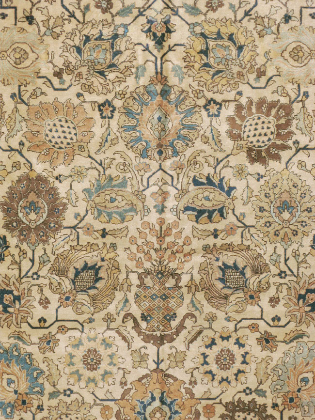 Vintage Persian Tabriz Carpet, No.15379 - Gsblank