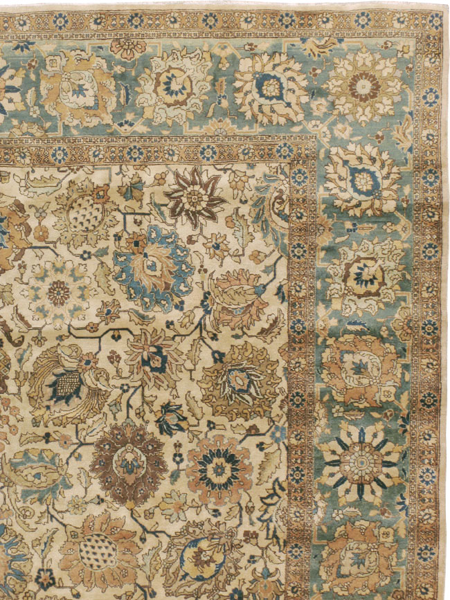 Vintage Persian Tabriz Carpet, No.15379 - Gsblank