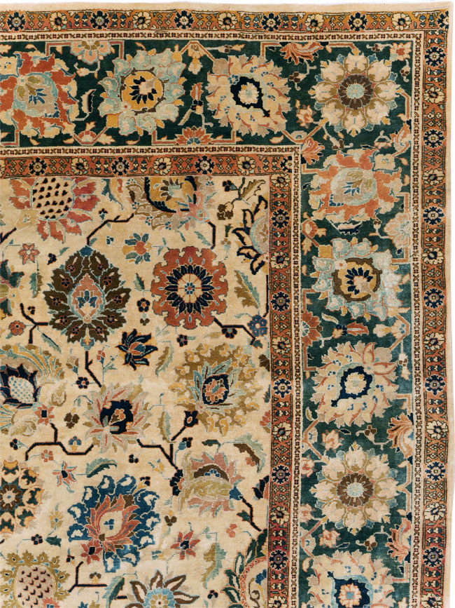Vintage Persian Tabriz Carpet, No.15379 - Gsblank