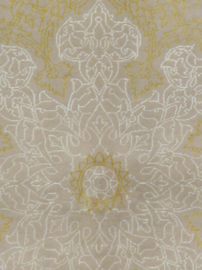 Vintage Persian Isfahan Square Rug, No.15428 - Gsblank