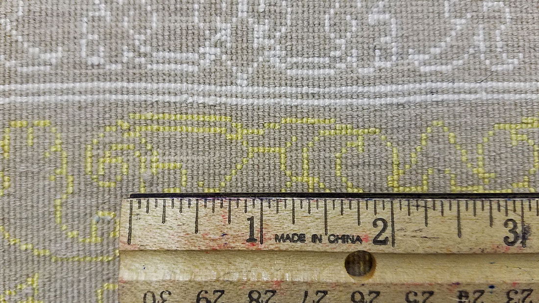 Vintage Persian Isfahan Square Rug, No.15428 - Gsblank